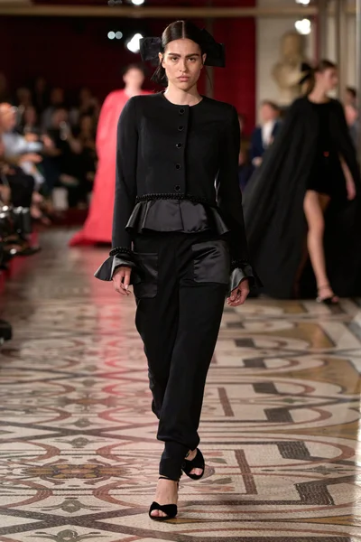 Look 31